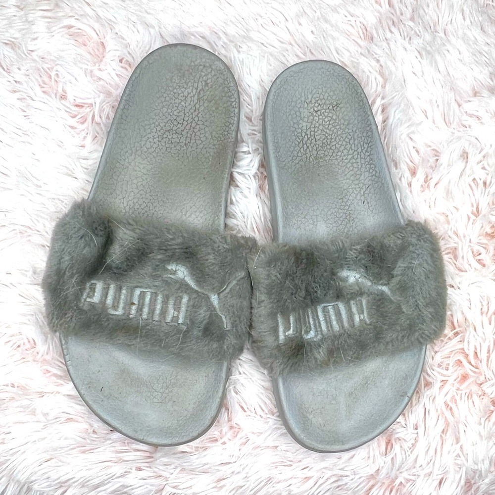 Furry Puma slides size 11